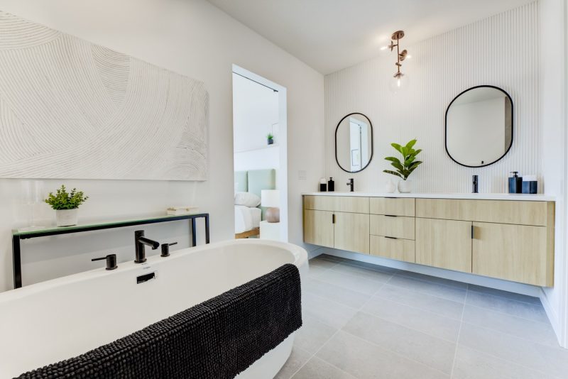 Primary bathroom in City Homes Brantford M Showhome in Kinglet by Big Lake
